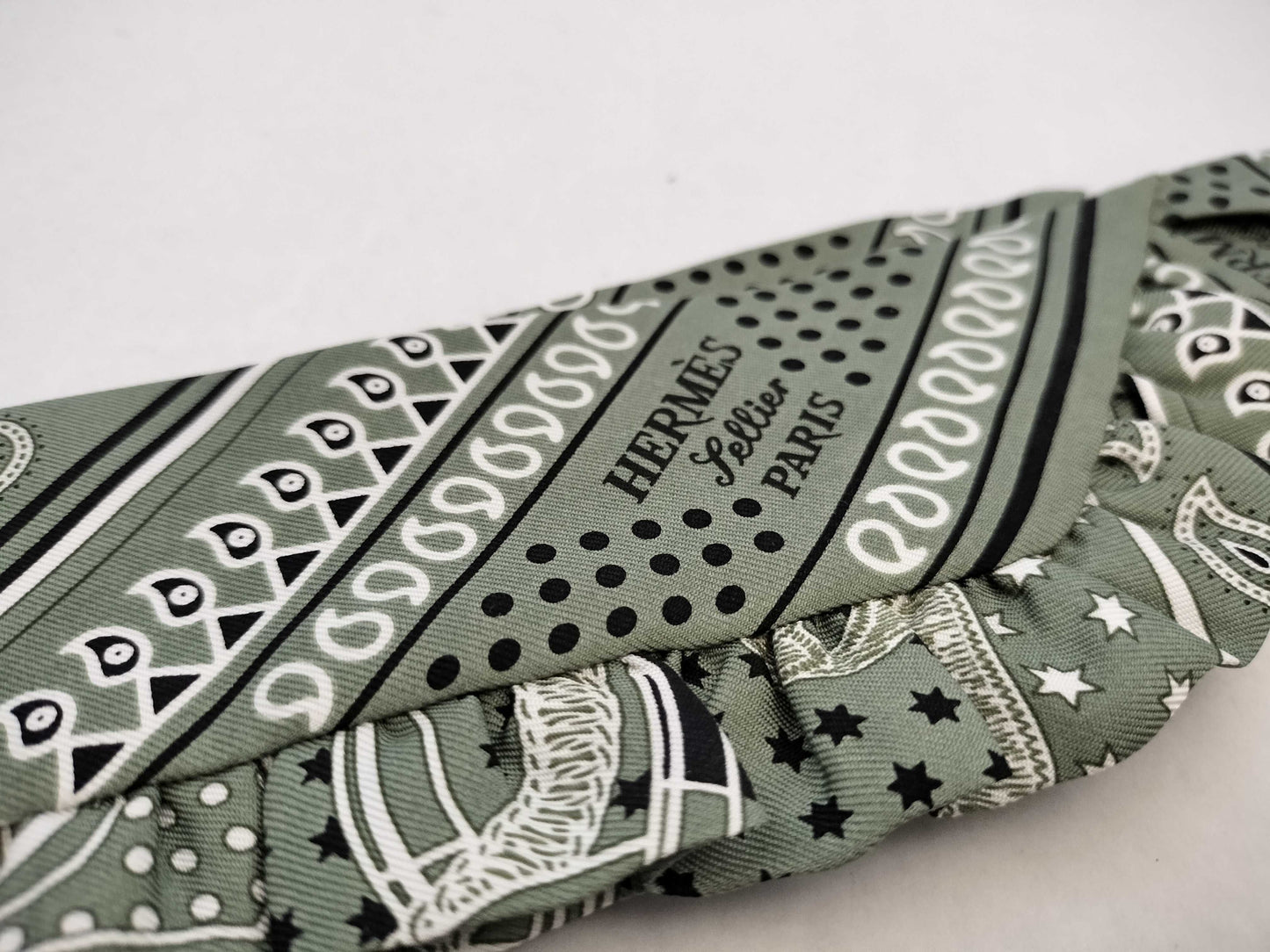 HERMES [With Tag] Twilly HERMES Twilly Twilly Frill Scarf Bandana Pattern Unused Other Accessories