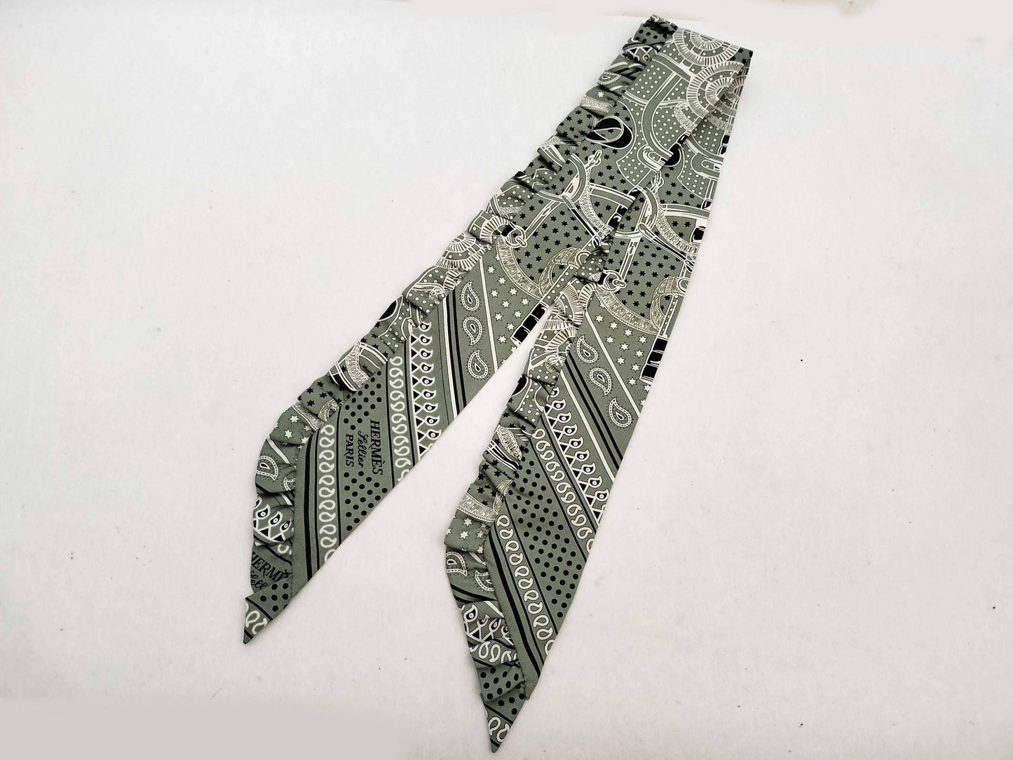 HERMES [With Tag] Twilly HERMES Twilly Twilly Frill Scarf Bandana Pattern Unused Other Accessories