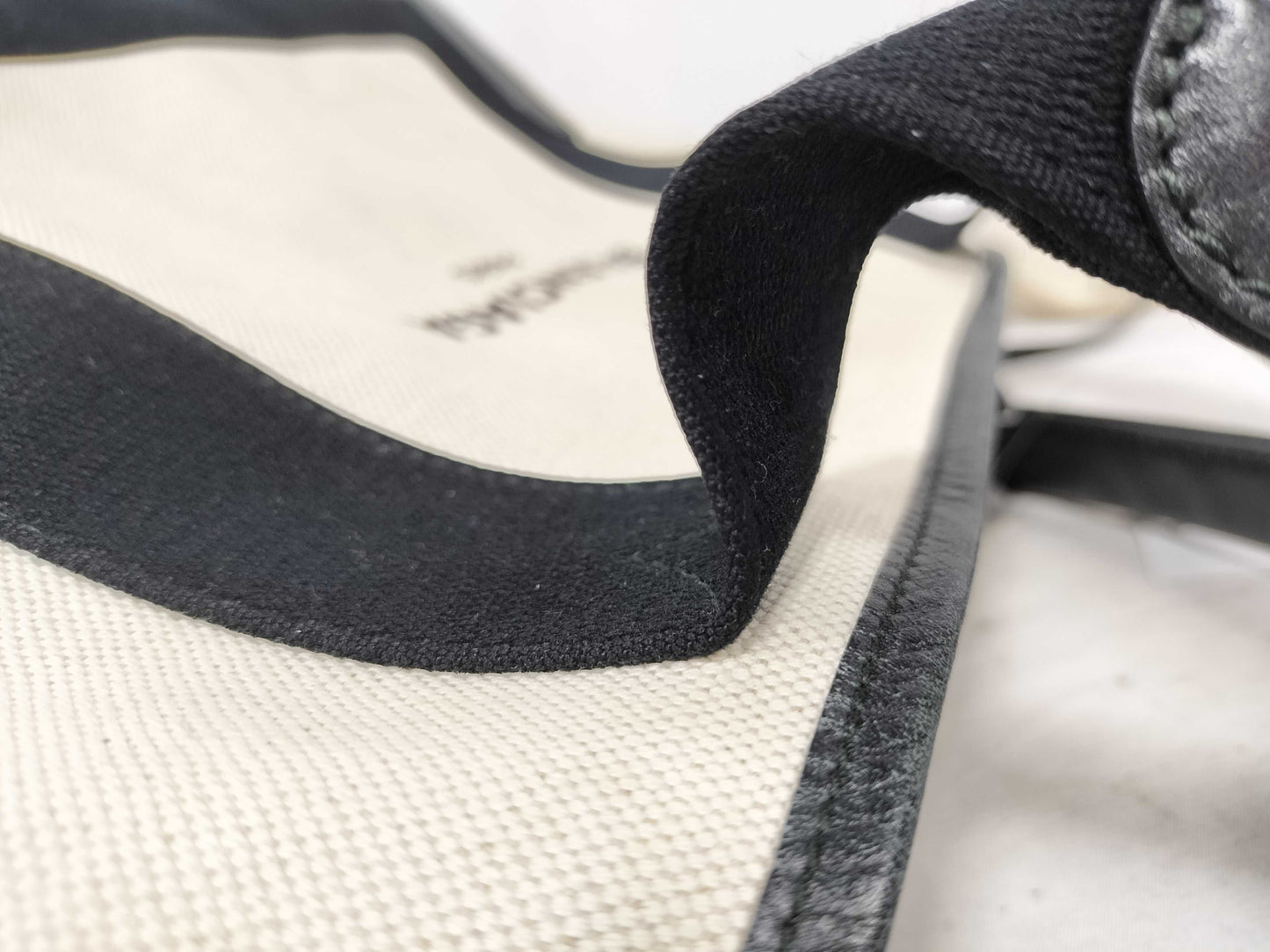 BALENCIAGA Handbag