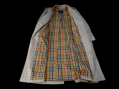 Burberrys Burberry coat