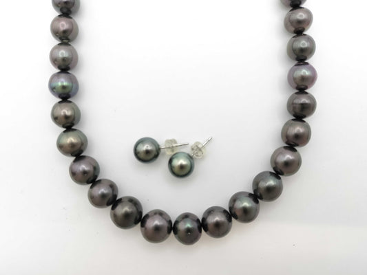 Semi-round pearl diameter approx. 8.0-10.9mm, SV 52.3g / Pearl diameter approx. 9.0mm*2, PT900 2.4g Other small items 