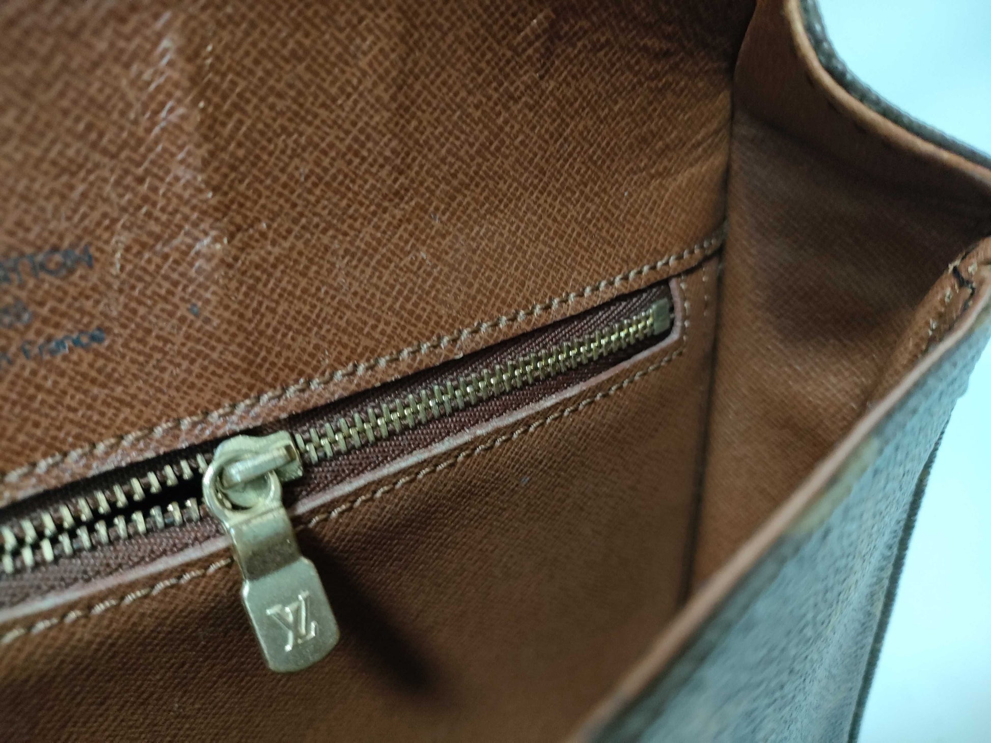 LOUIS VUITTON M 51242 Monogram LV Shoulder Bag