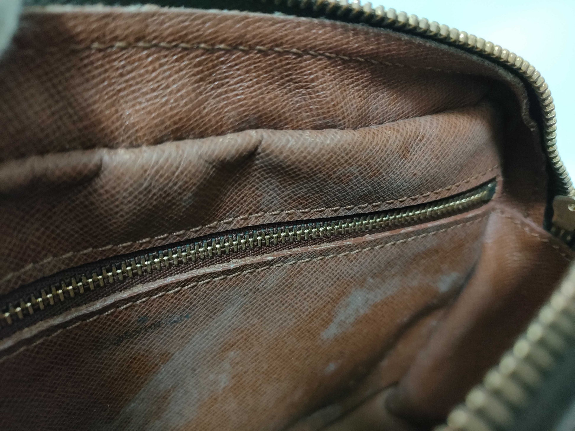 LOUIS VUITTON M 51276 Monogram LV Shoulder Bag