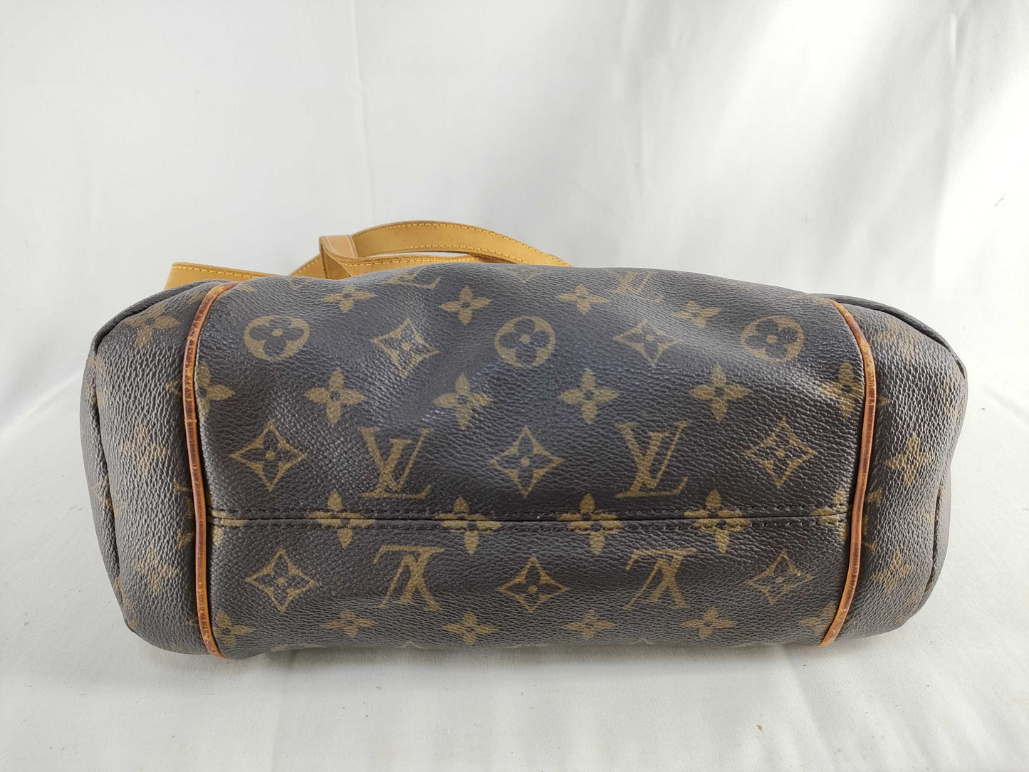 LOUIS VUITTON Monogram LV Totally Tote Bag