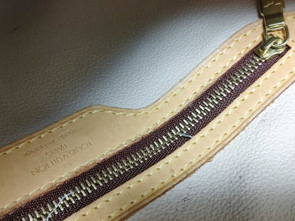 LOUIS VUITTON M42236 Monogram Monogram Vuitton Tote Bag