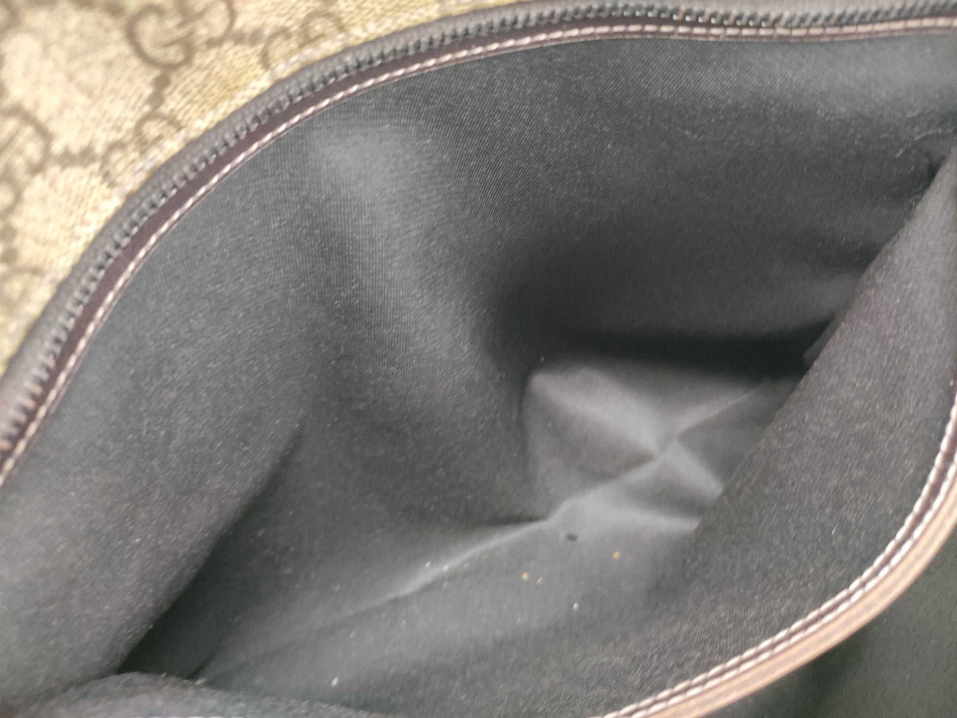 GUCCI GG Supreme GUCCI Tote Bag