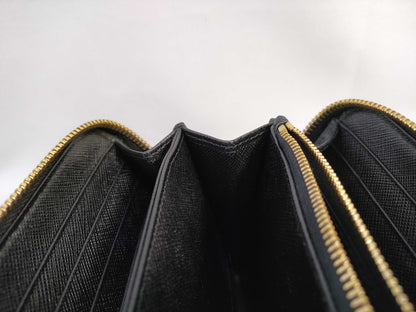 PRADA Prada long wallet with round zipper, black