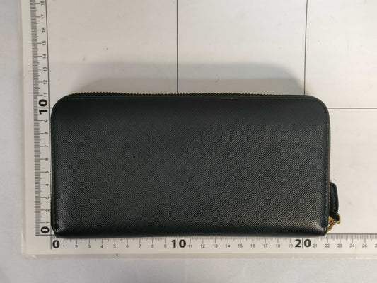 PRADA Prada long wallet with round zipper, black