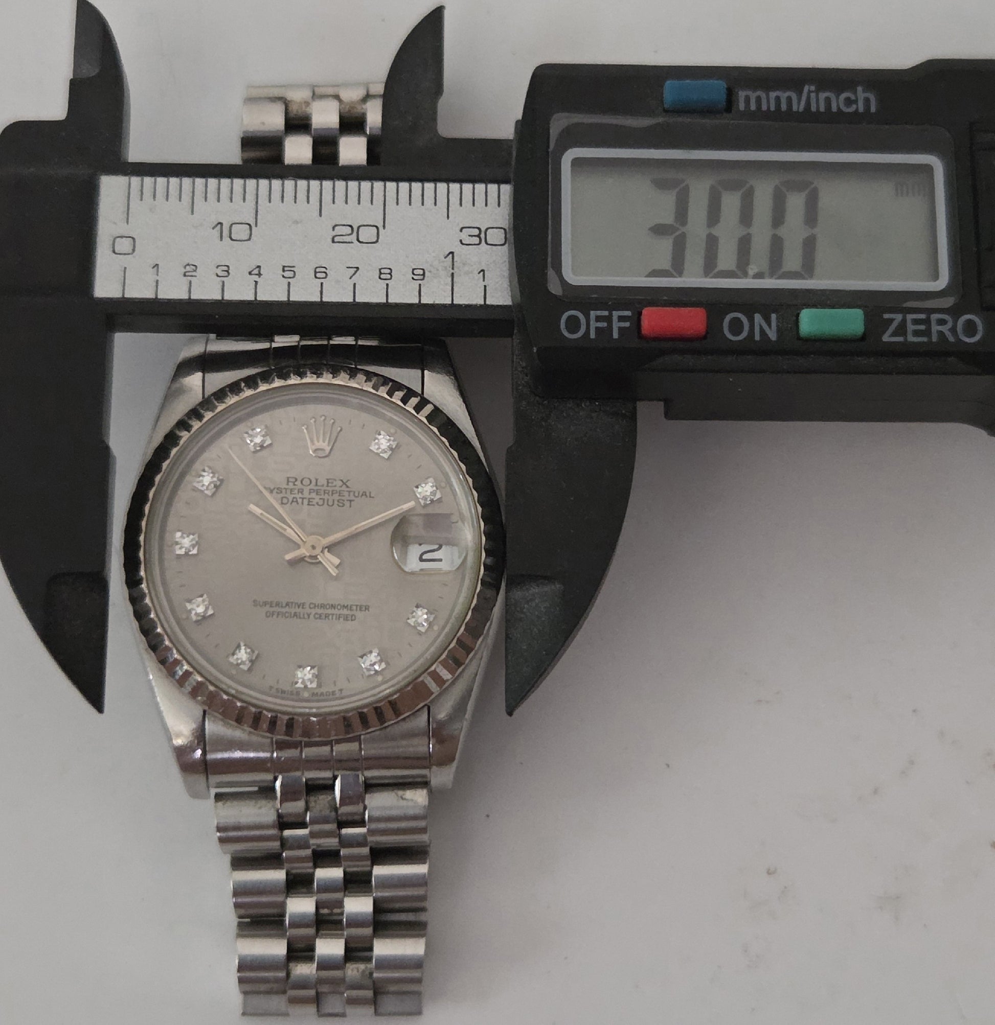 ROLEX 68274G N578026 Silver Pre-Con Boys' Watch