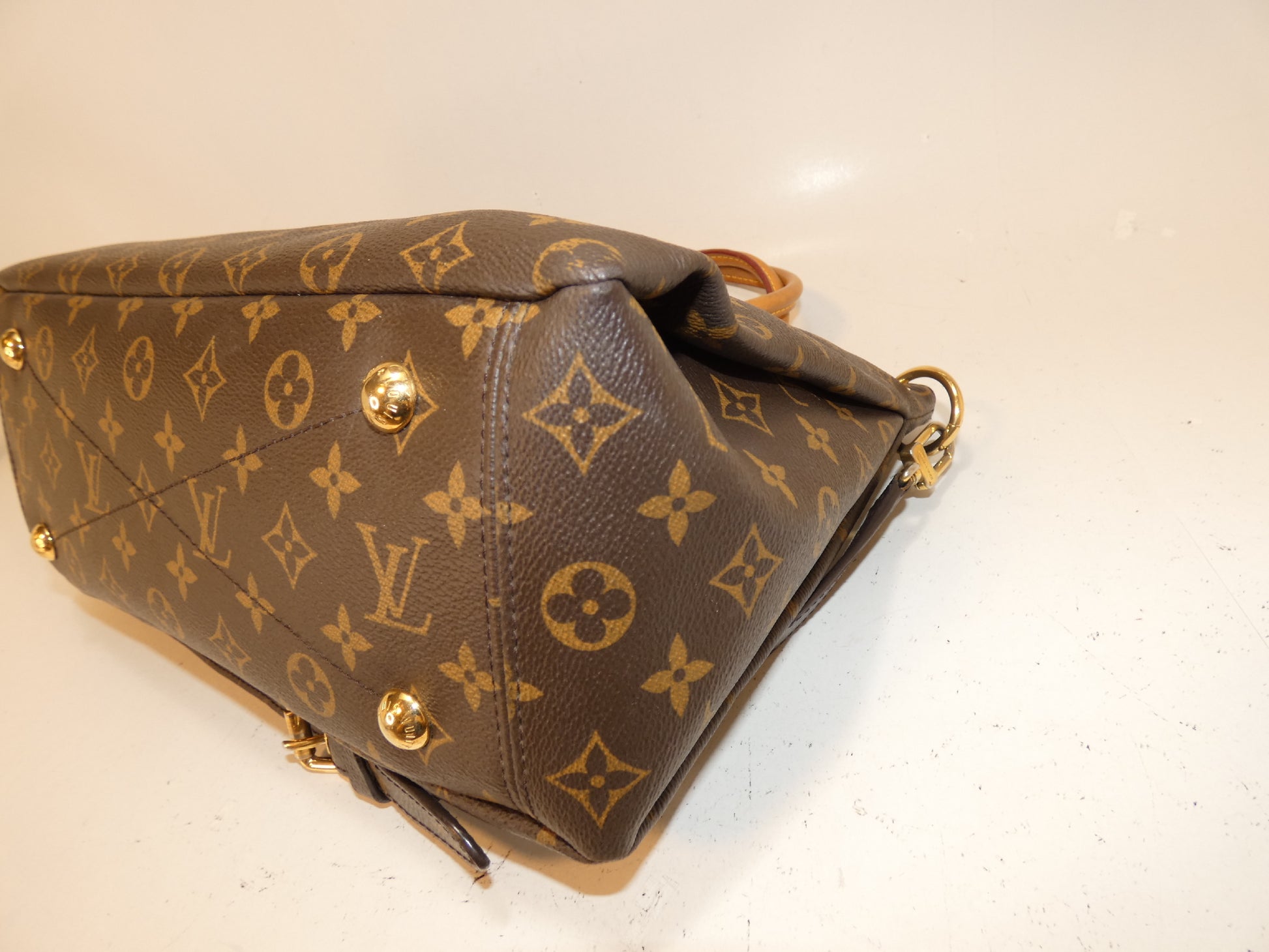 LOUIS VUITTON 2-way Pallas Monogram Hand Shoulder Bag