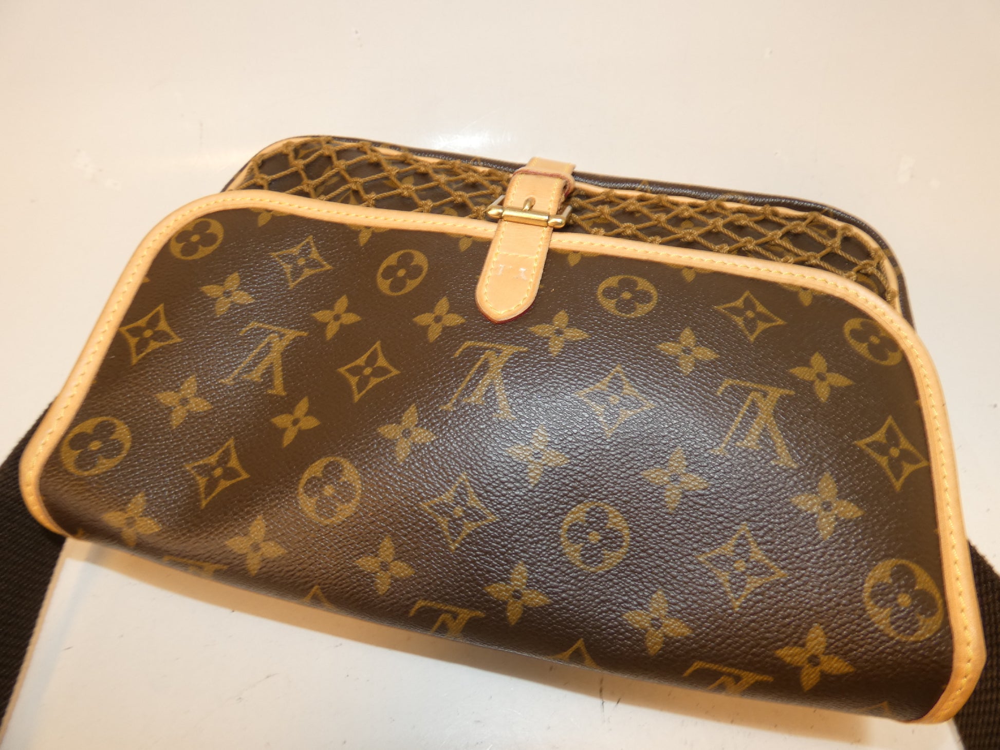 LOUIS VUITTON Congo PM Monogram Shoulder Bag