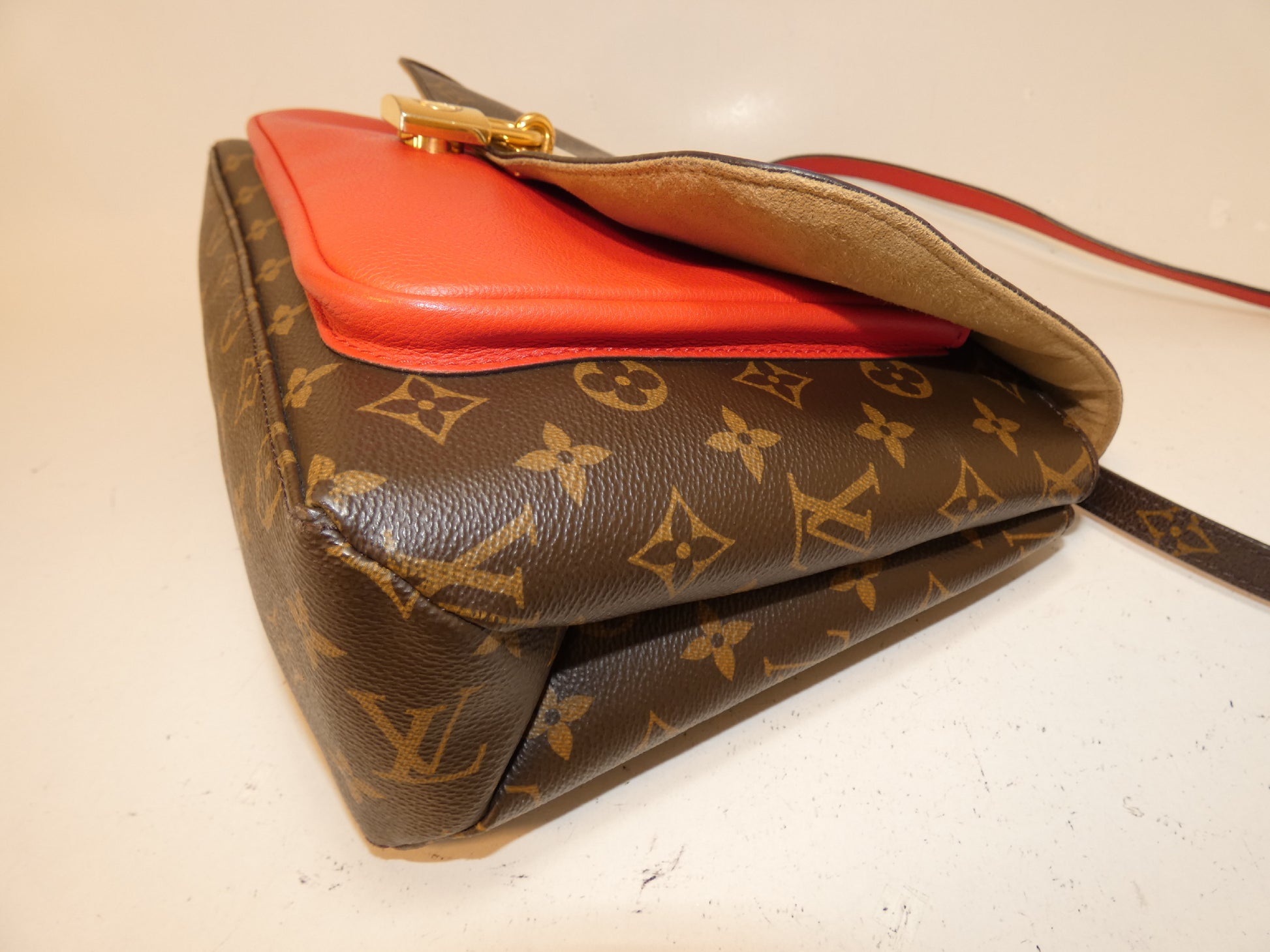 LOUIS VUITTON 2-way Marignan Monogram Hand Shoulder Bag