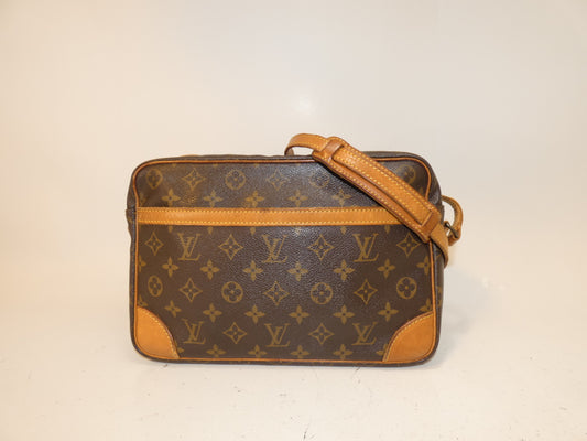 LOUIS VUITTON Trocadero Monogram Shoulder Bag 