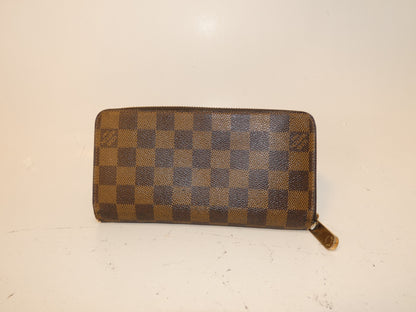 LOUIS VUITTON Damier Zippy Long Wallet