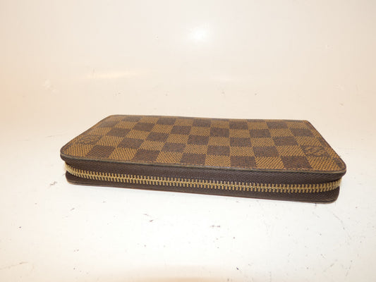 LOUIS VUITTON Damier Zippy Long Wallet