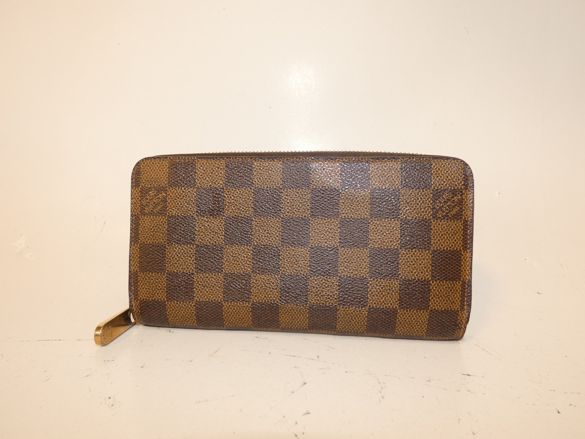 LOUIS VUITTON Damier Zippy Long Wallet