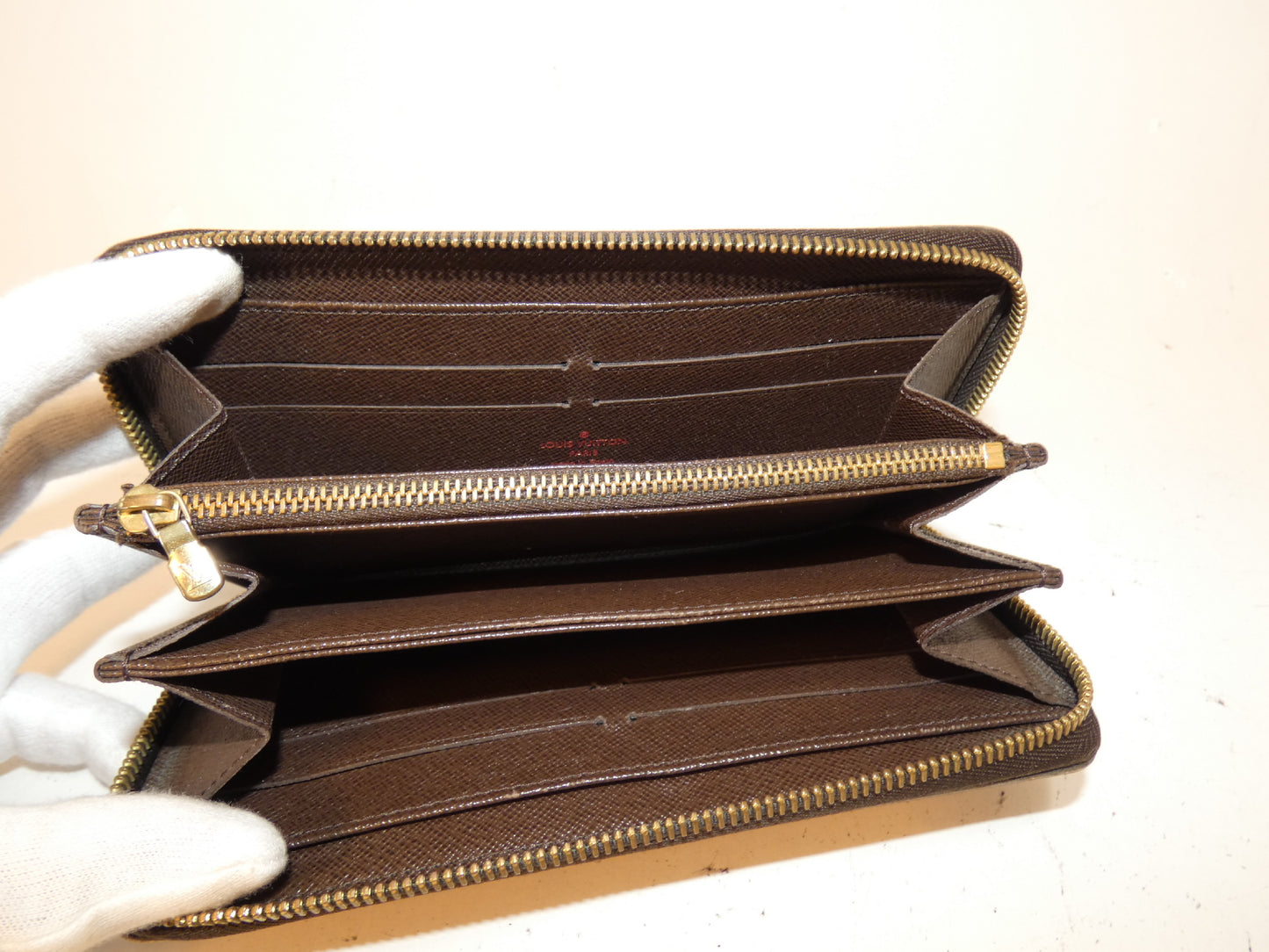 LOUIS VUITTON Damier Zippy Long Wallet