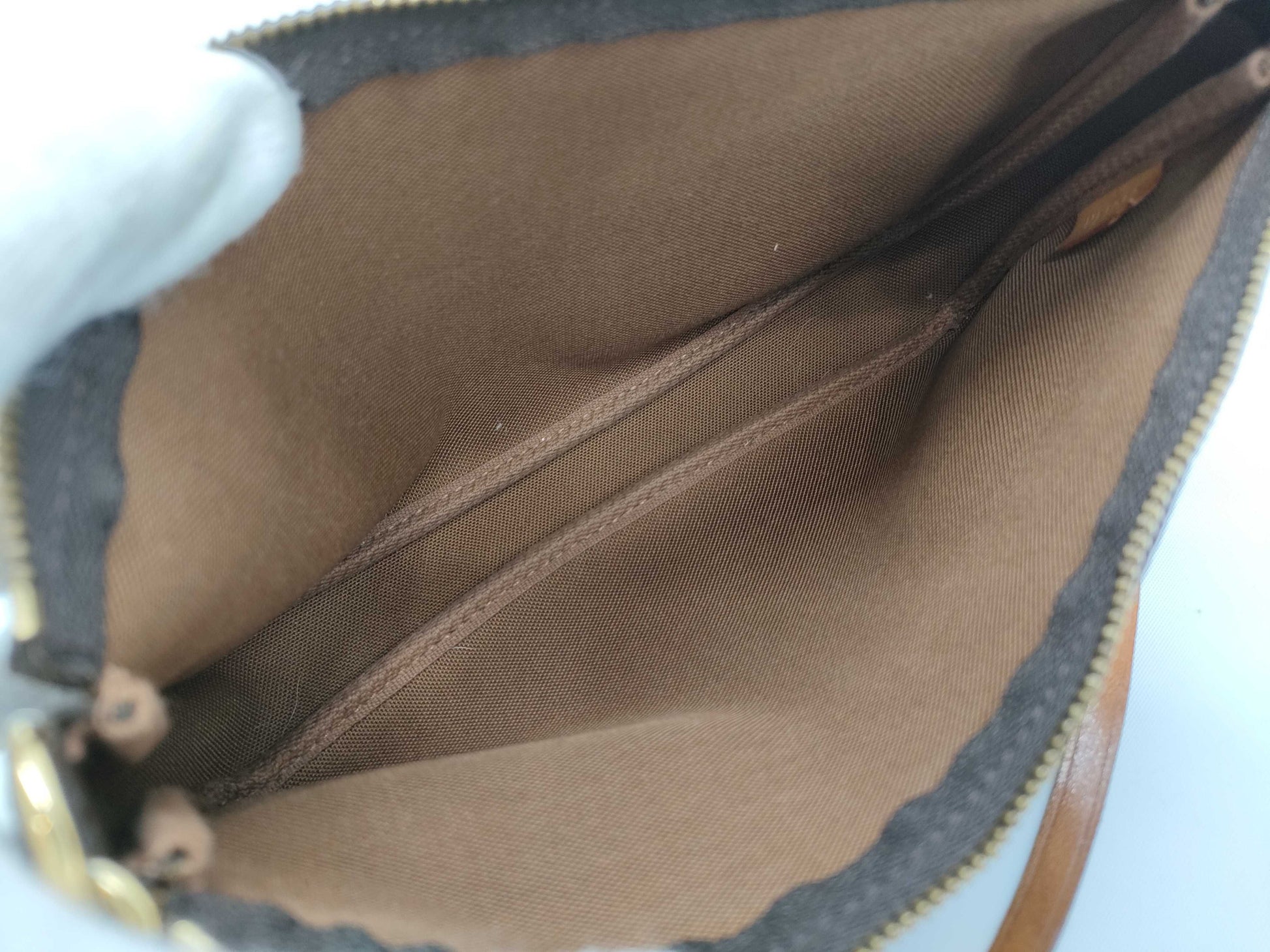 LOUIS VUITTON M51980 Monogram Louis Vuitton Pochette Accessoires Monogram M51980 VI1929 Handbag