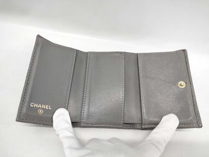 CHANEL Boy Chanel Compact Wallet, Caviar Skin, Gray, Gold Hardware, A84433, 26th Series