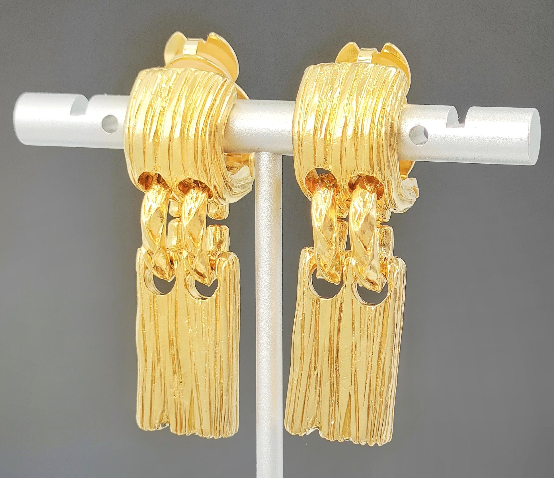 Yves Saint Laurent Yves Saint Laurent Gold-Colored Swing Plate Earrings 23.9g