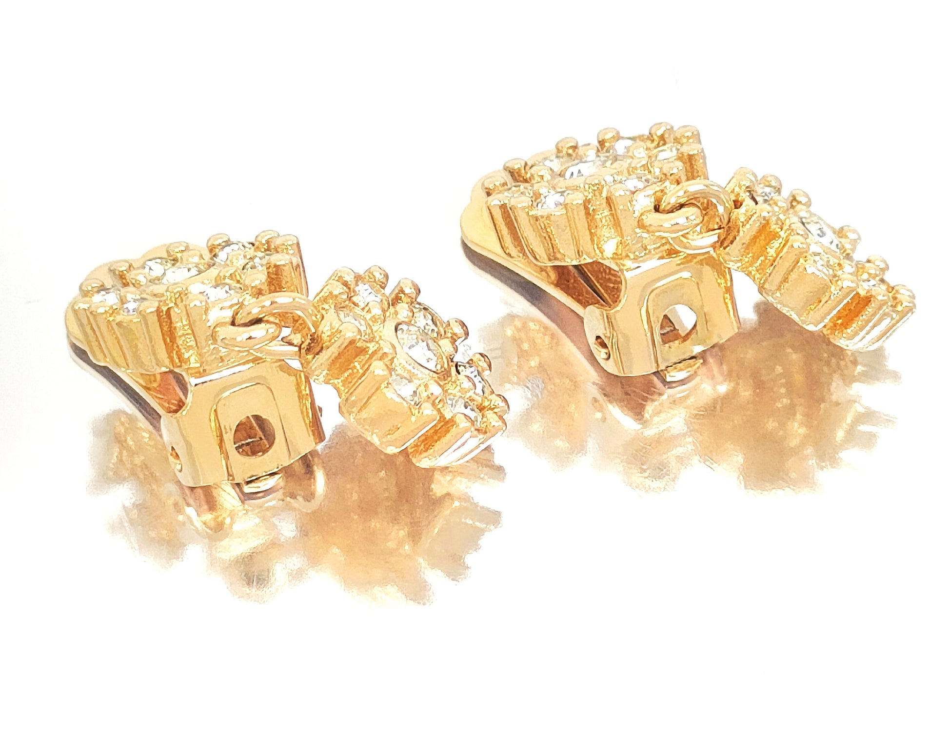Dior Christian Dior Gold-Colored Rhinestone Swing Flower Design Earrings, 5.87g