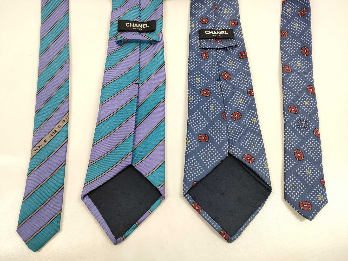 CHANEL Coco Mark Tie Set