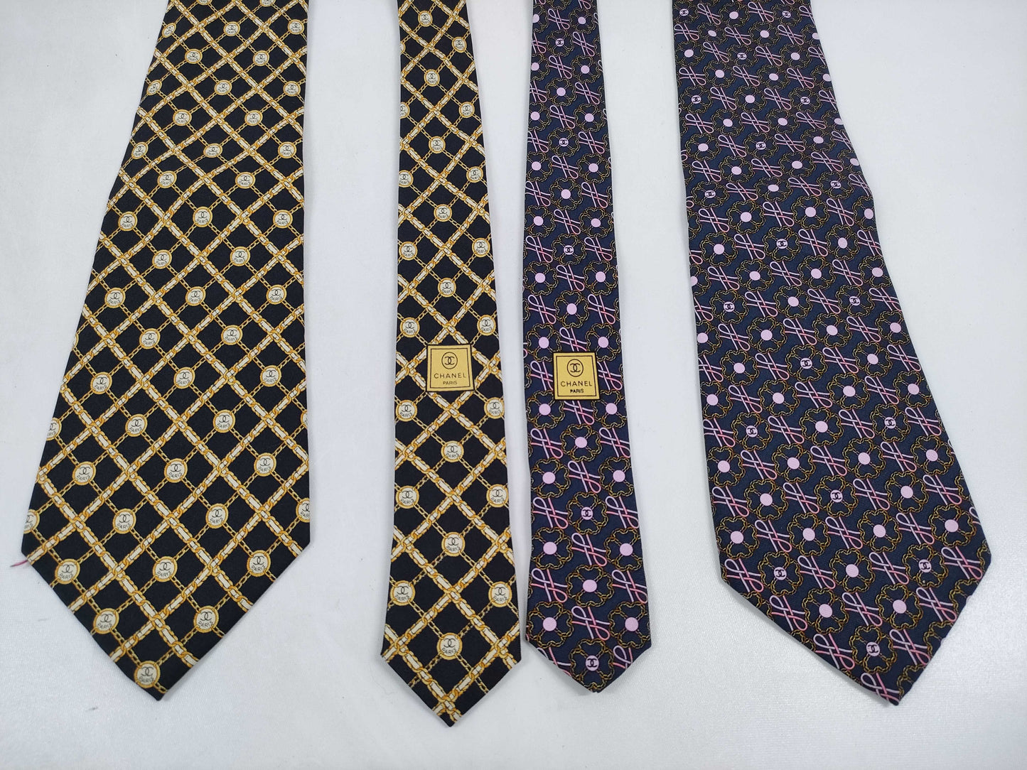 CHANEL Coco Mark Tie Set of 2