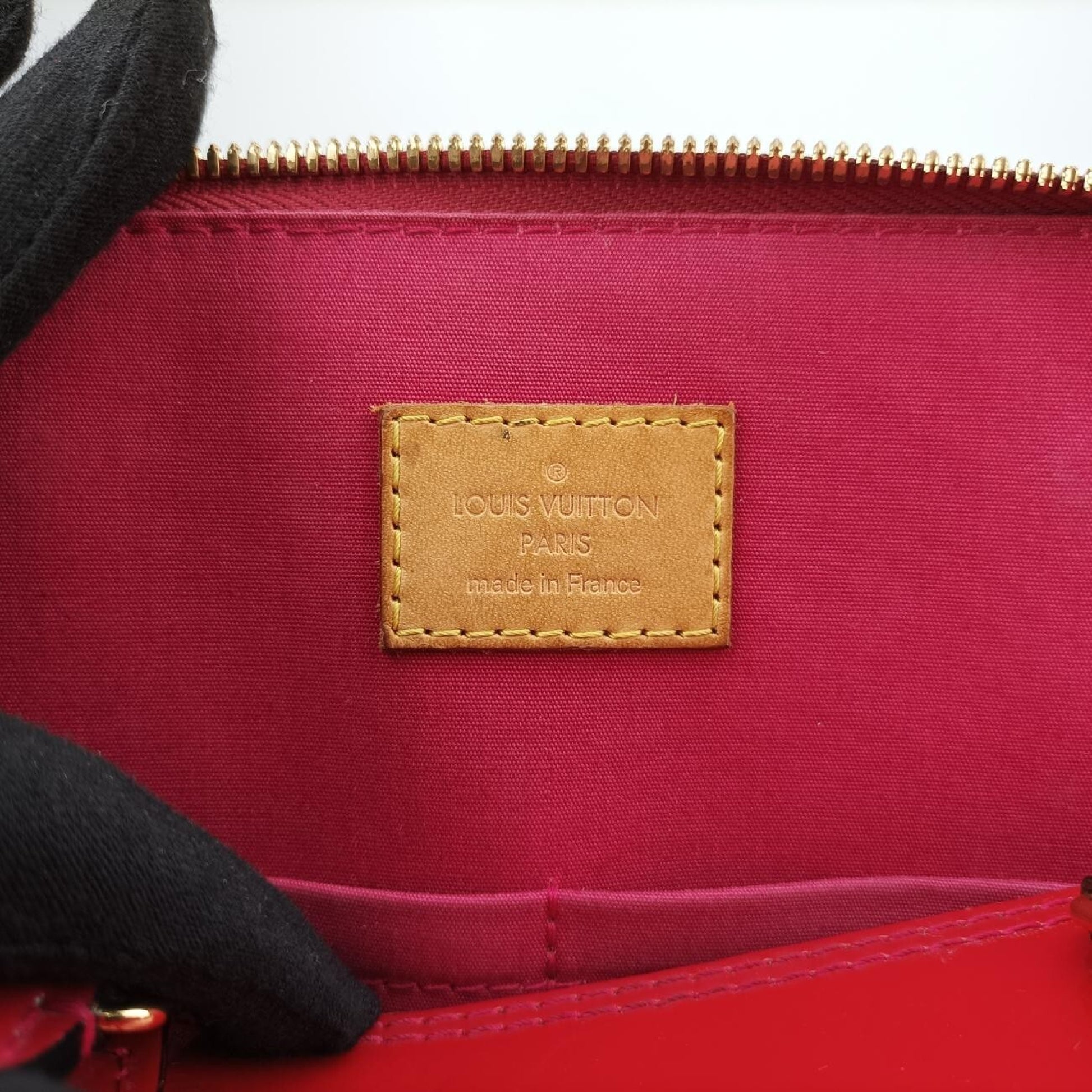 LOUIS VUITTON Alma PM Pomme d'Amour Vernis M90096FL0173 Shoulder Bag
