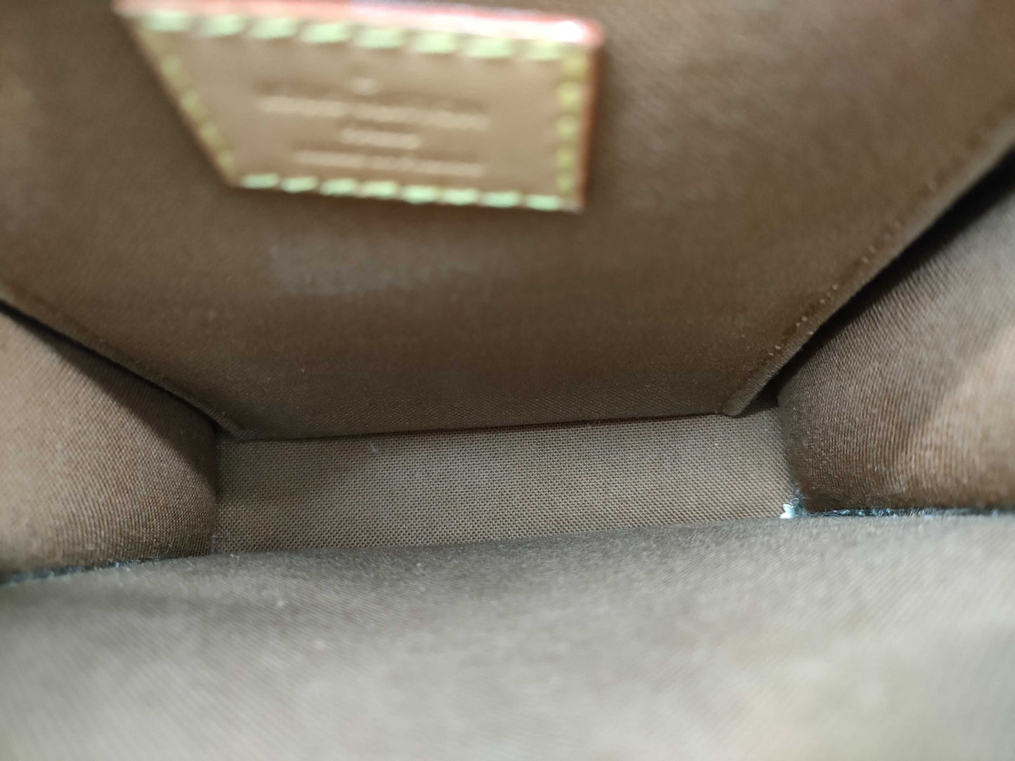 LOUIS VUITTON LOUIS VUITTON Monogram Louis Vuitton Petite Sac Plat Shoulder Bag Shoulder Bag Handbag