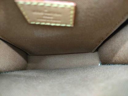 LOUIS VUITTON LOUIS VUITTON Monogram Louis Vuitton Petite Sac Plat Shoulder Bag Shoulder Bag Handbag