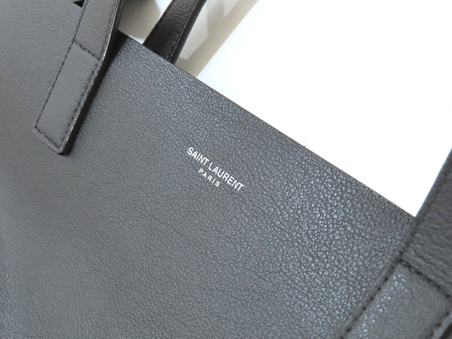 Yves Saint Laurent Leather Tote Bag Tote Bag