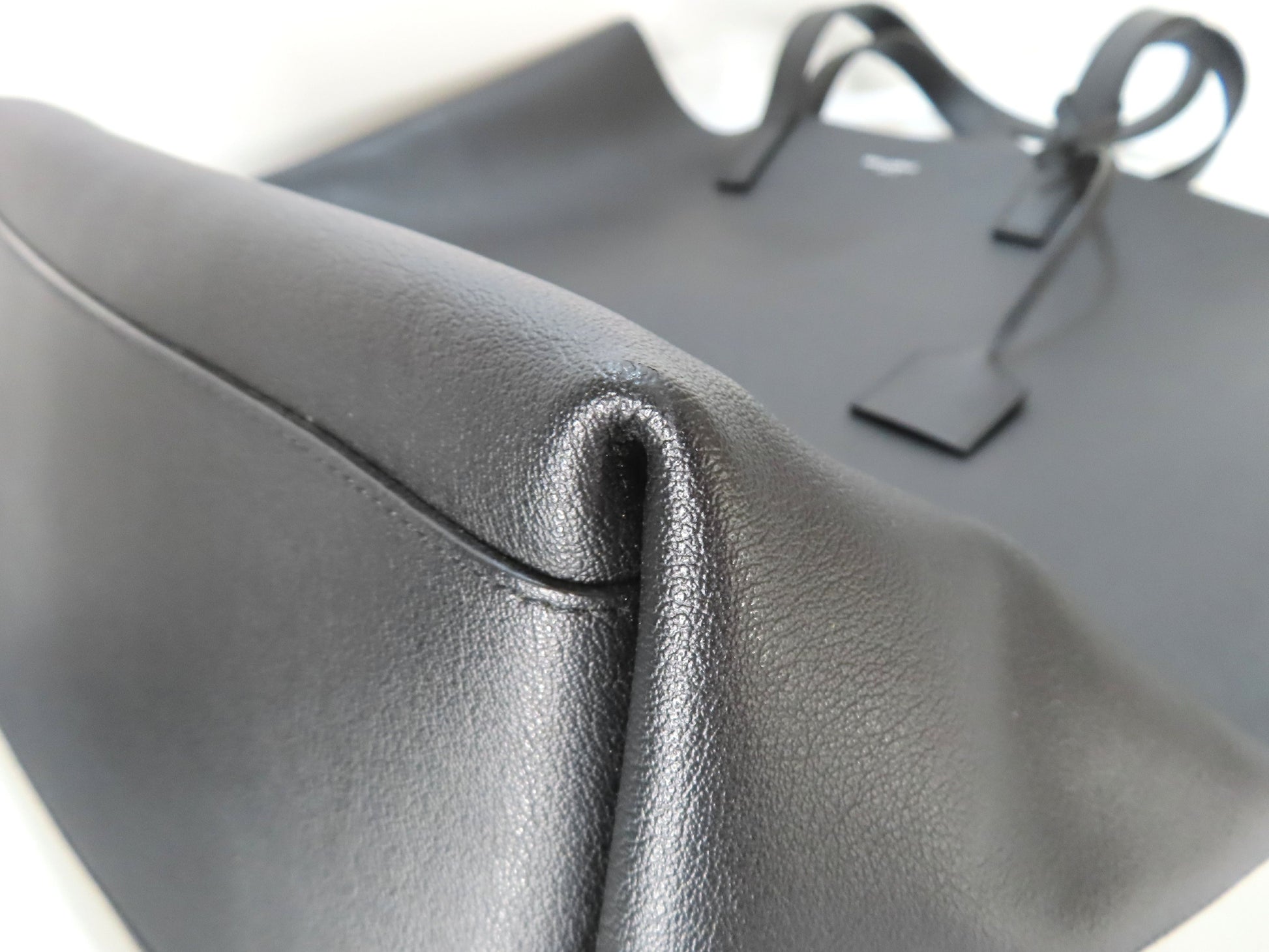 Yves Saint Laurent Leather Tote Bag Tote Bag