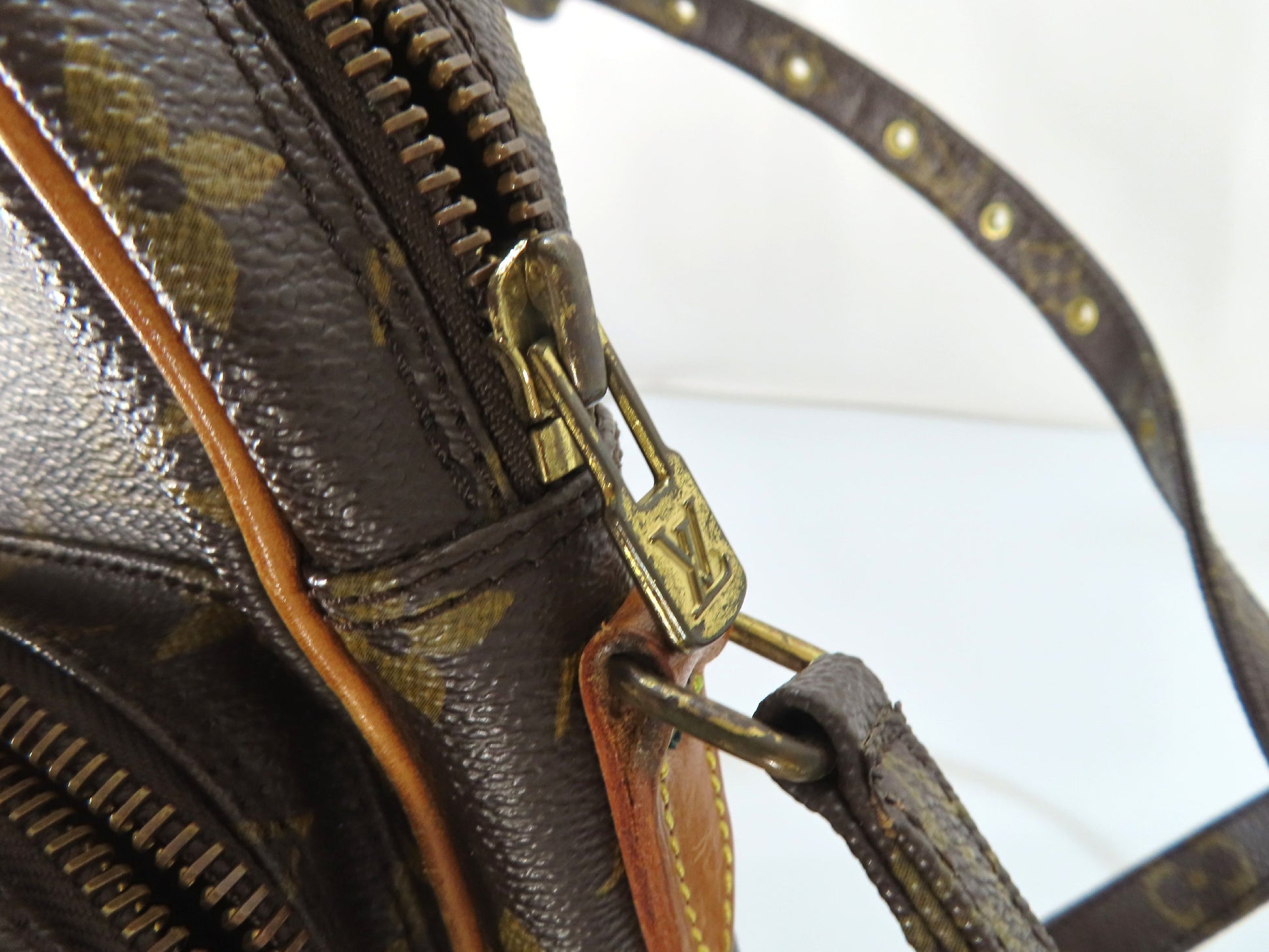 LOUIS VUITTON Monogram Amazon Engraved Shoulder Bag