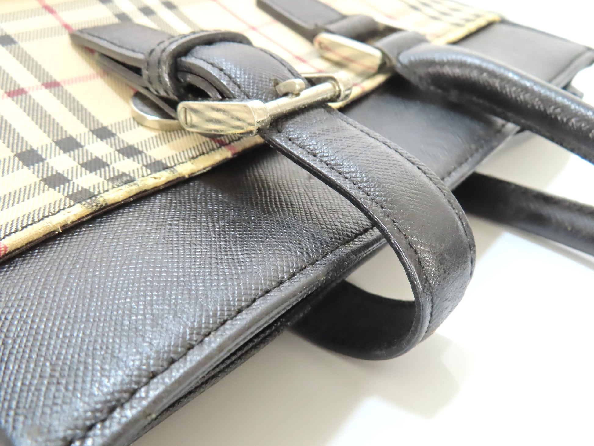 BURBERRY Nova Check x Leather Handbag Handbag
