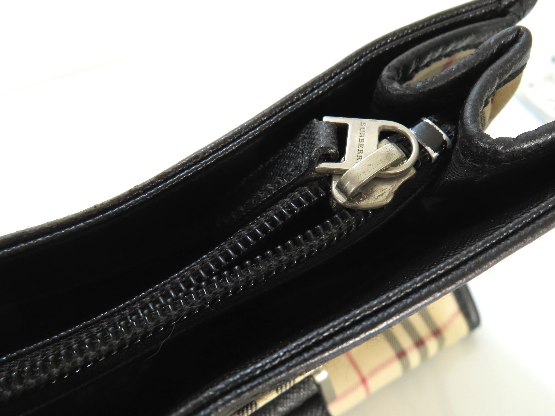 BURBERRY Nova Check x Leather Handbag Handbag