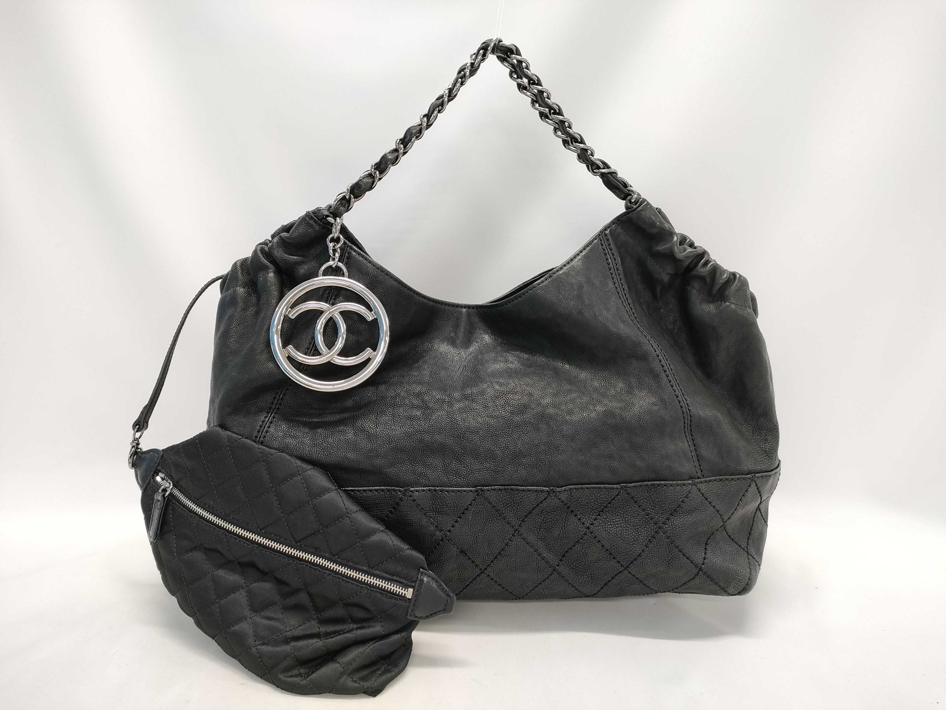 CHANEL Caviar Skin Matelasse Caviar Coco Cabas GM Shoulder Bag