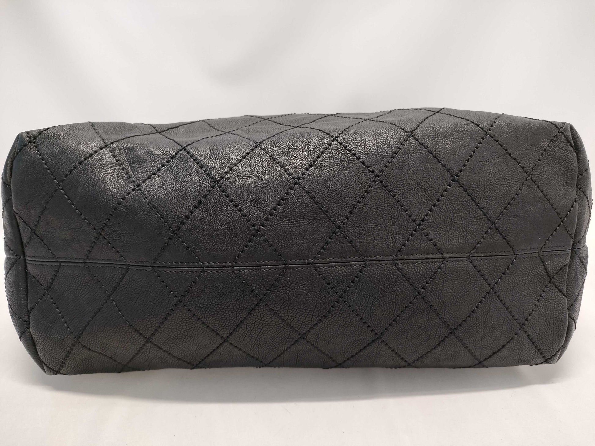 CHANEL Caviar Skin Matelasse Caviar Coco Cabas GM Shoulder Bag