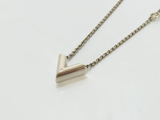 LOUIS VUITTON Essential V Necklace Necklace