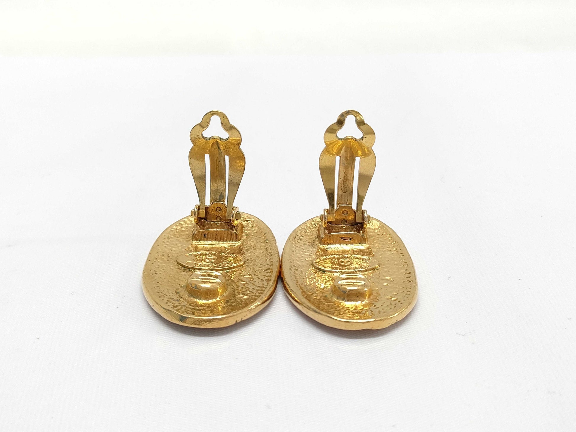 CHANEL Cambon Earrings with Comments