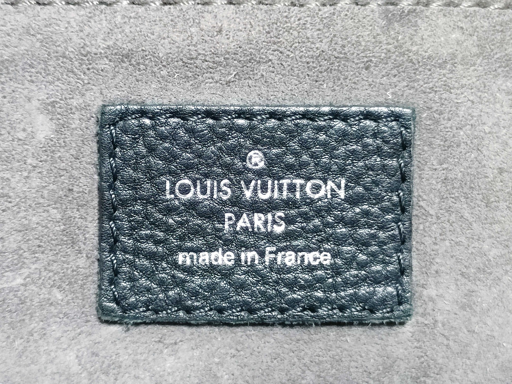 LOUIS VUITTON M94592 Parnassus Lockit MM M94592 AH2114 Black Handbag