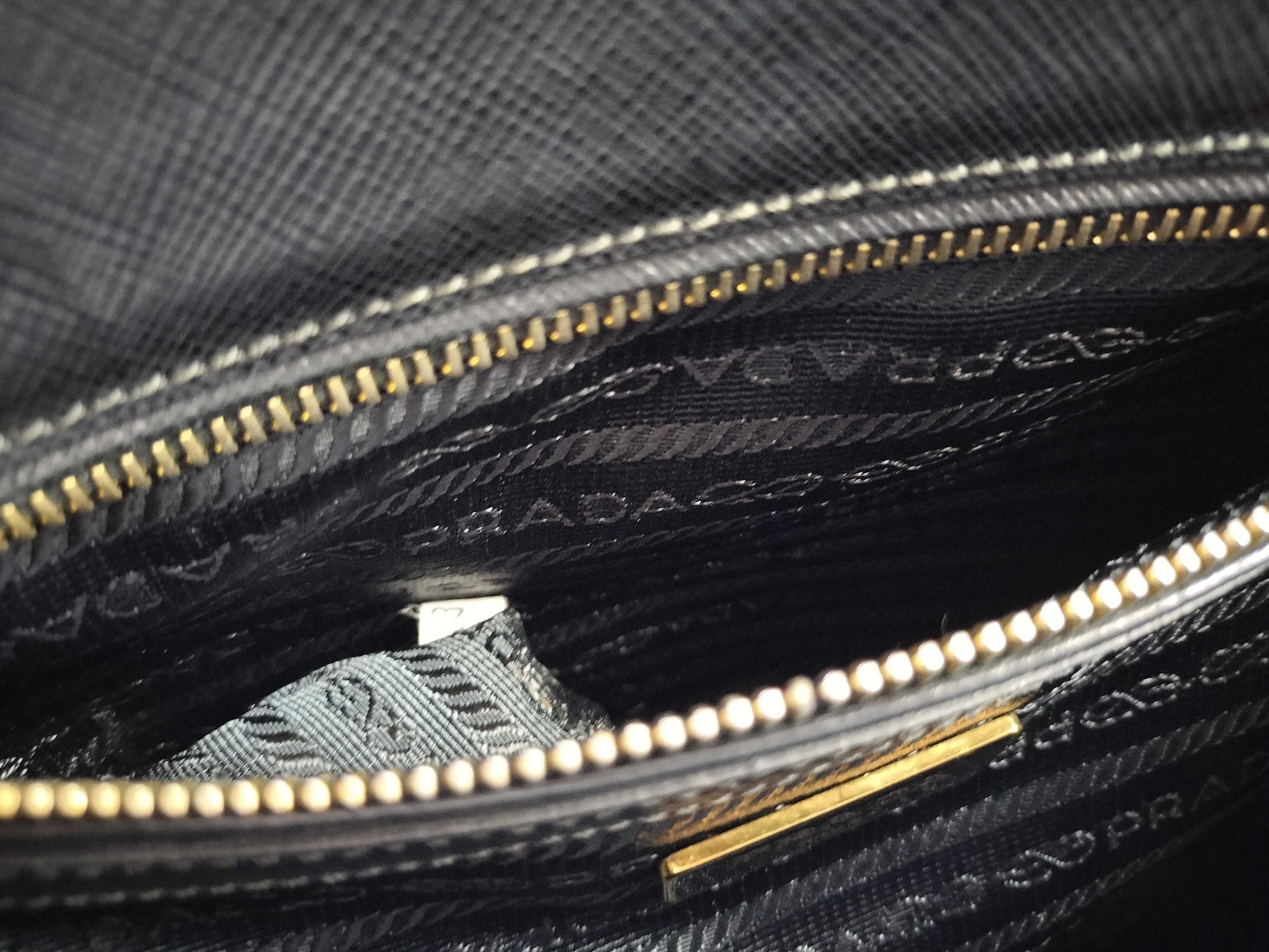 PRADA Galleria 2-Way Handbag Saffiano Handbag