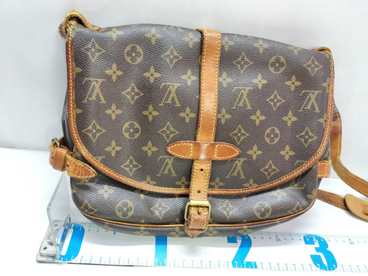 LOUIS VUITTON Monogram Saumur M42256 AR0925 Shoulder Bag