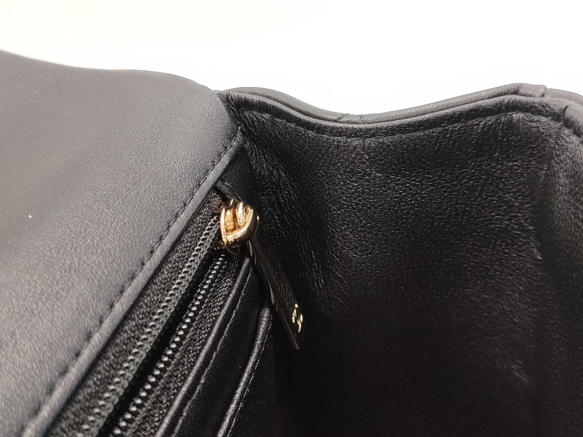 CHANEL Matelasse Top Handle Mini Flap Bag AS2431 Lamb Coco Handle Shoulder Bag