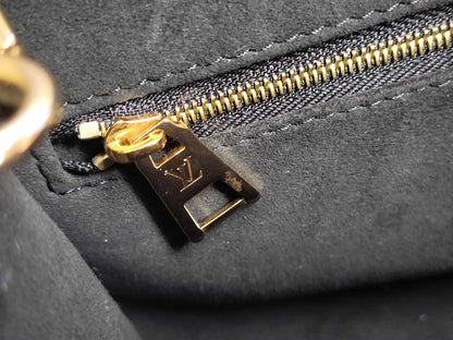 LOUIS VUITTON On the Go PM M45653 Handbag