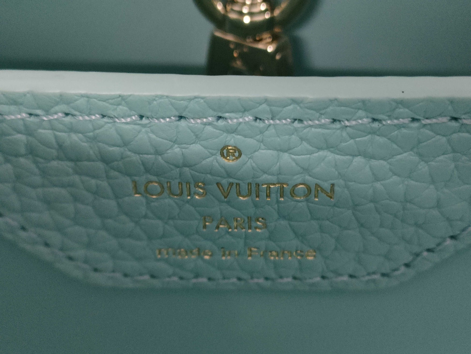 LOUIS VUITTON Capucines BB Ostrich Leather Handbag N84073