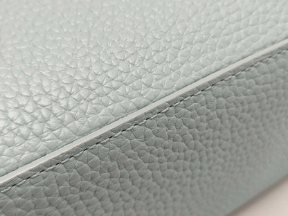 LOUIS VUITTON Capucines BB Ostrich Leather Handbag N84073