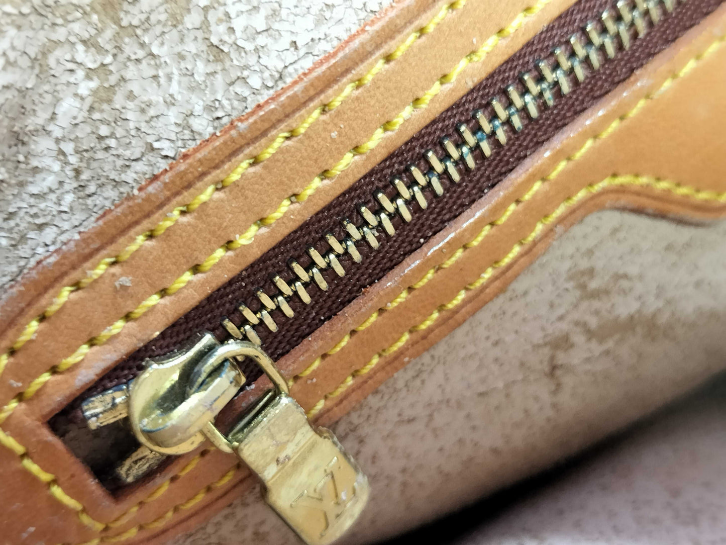 LOUIS VUITTON Monogram M42238 Bucket PM AR0957 Handbag