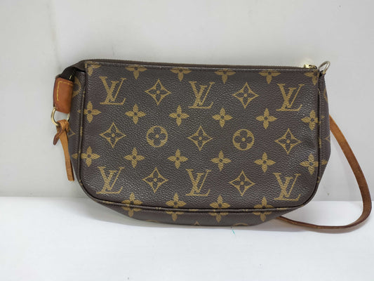LOUIS VUITTON Monogram M51980 Pochette Accessoires VI0949 Pouch