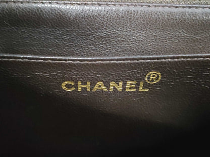 CHANEL Matelasse Caviar Leather Handbag in Brown with Coco Hardware A12397