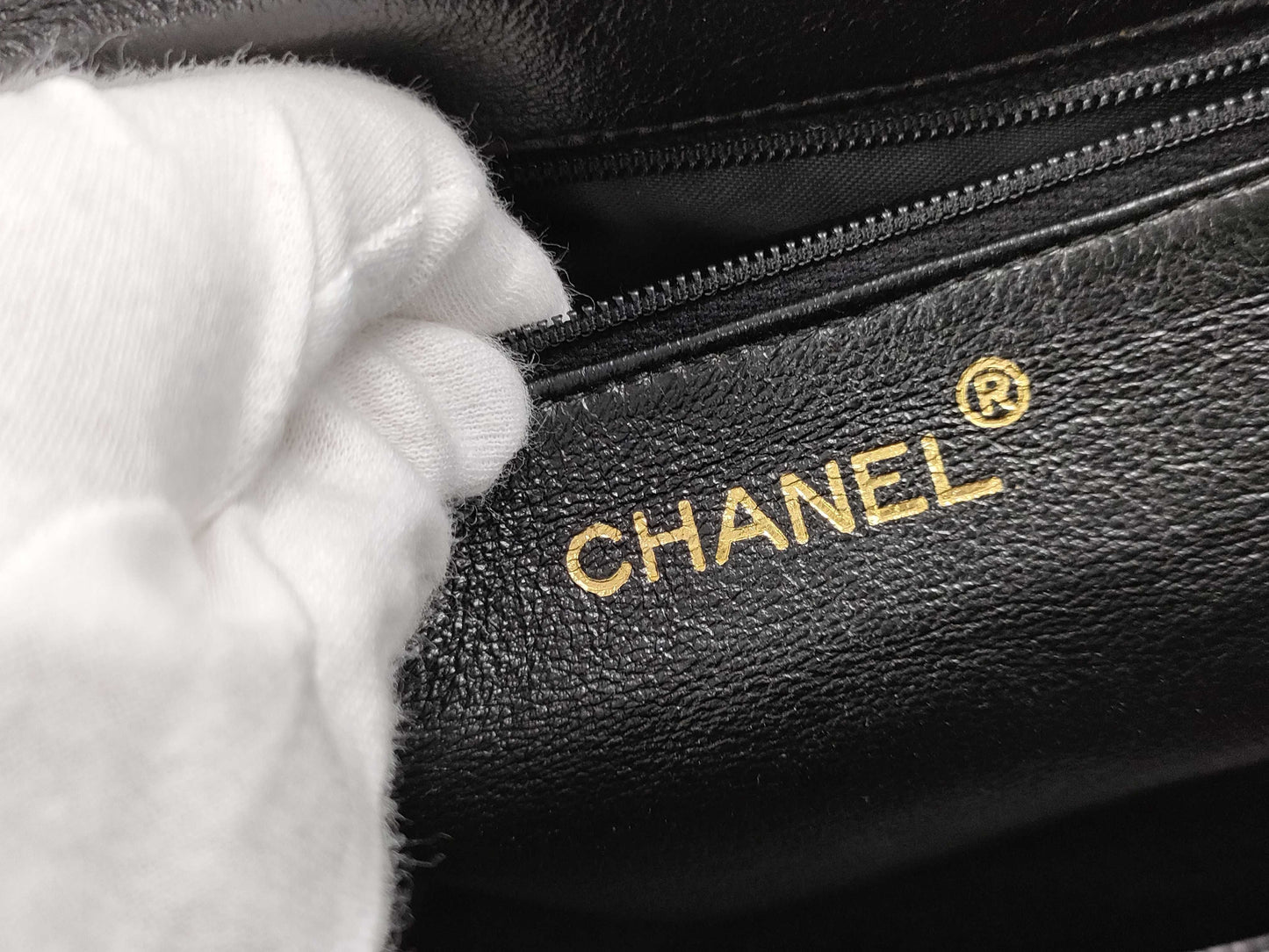 CHANEL Matelasse Chain Shoulder Bag with Clasp Closure, Lambskin, Black